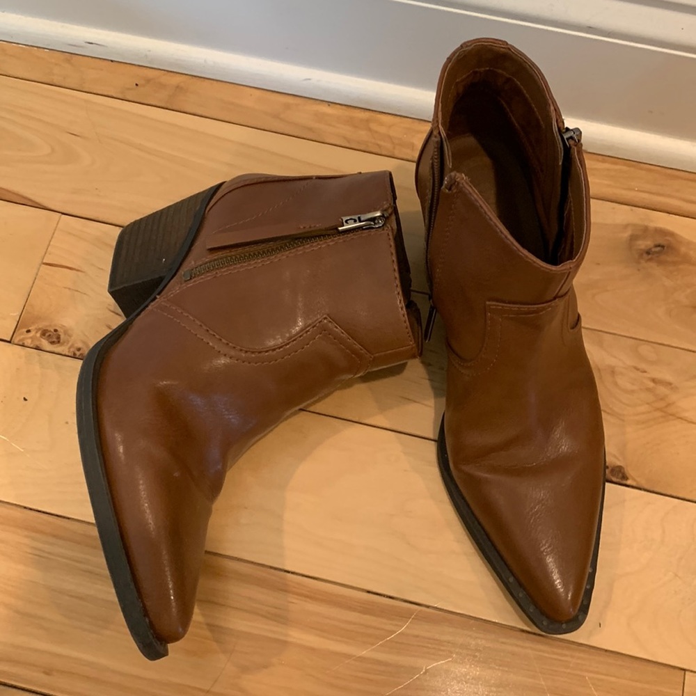 Cognac leather Circus by Sam Edelman booties